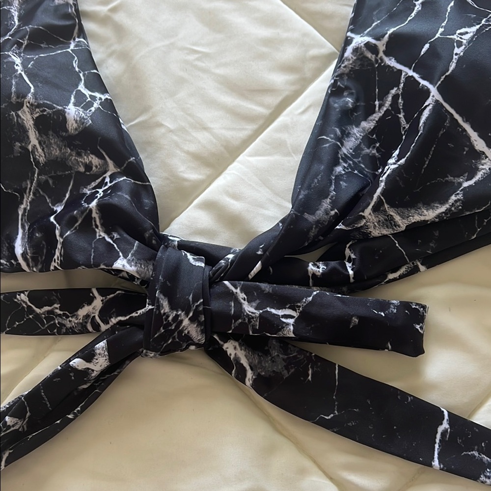 Unique Black Marble Pattern Bikini Set - image 3
